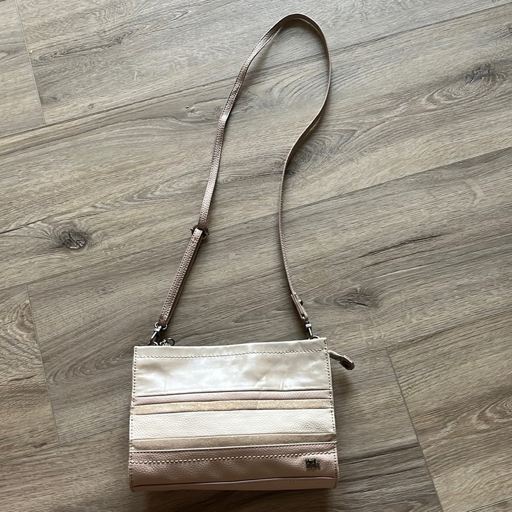 The Sak Leather Purse in Tan